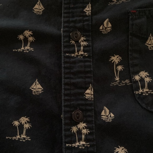 Rustic Blue mens short sleeve navy shirt palm trees and sail boats design large - Picture 4 of 9